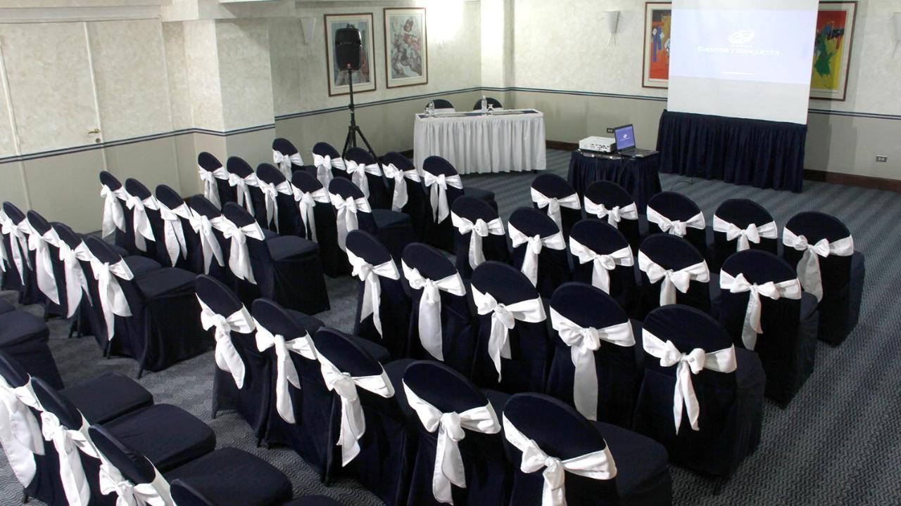 Hotel Altamira Suites Caracas Bagian luar foto